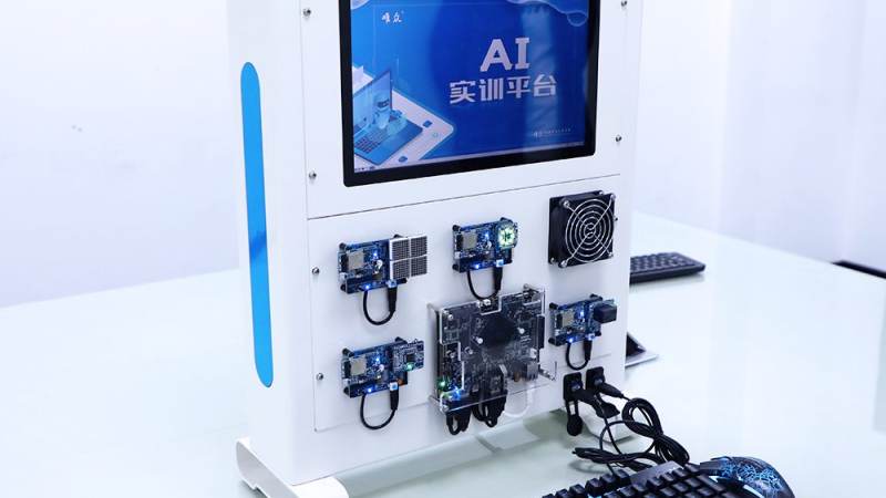 球友体育可穿戴设备服务示意